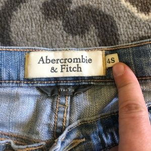 Abercrombie & Fitch Jeans. Sz 4s